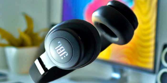 The 7 Best Free Music Streaming Sites to Listen to Music Online