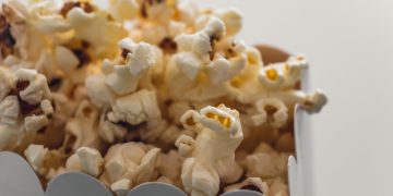 The 10 Best Snacks for Movie Night