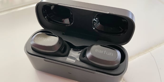 EarFun Free Pro Review  Budget Noise Canceling True Wireless Earbuds - 49