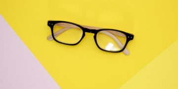 The 4 Best Sites to Buy Glasses Online (With a Prescription)
