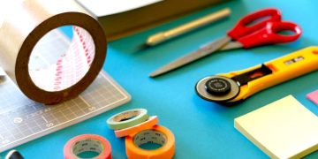 9 Essential Beginner DIY Tools for Crafts and Home Improvement