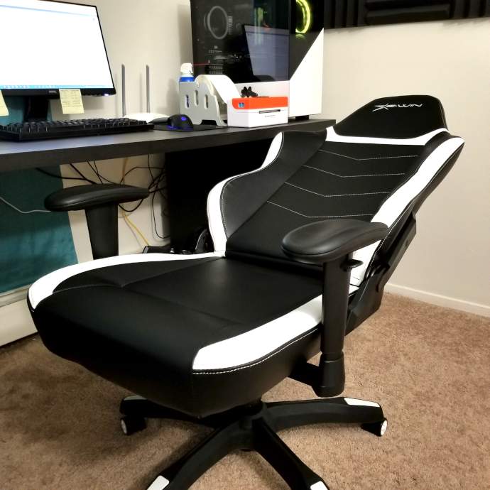 EwinRacing Knight Gaming Chair Review  A Solid Value Budget Office Chair - 40