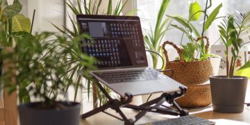 The 10 Best Work-From-Home Gift Ideas for Remote Workers