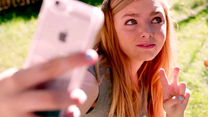 Best Movies About Social Media - Eighth Grade (2018)