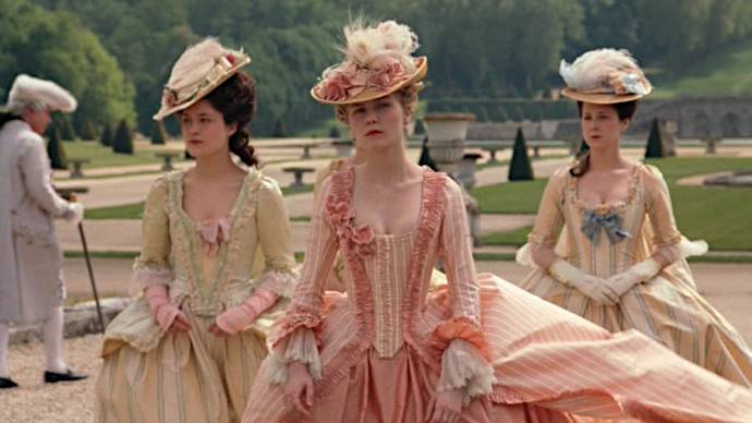 The 18 Best Movies About Royalty and Monarchy, Ranked - whatNerd